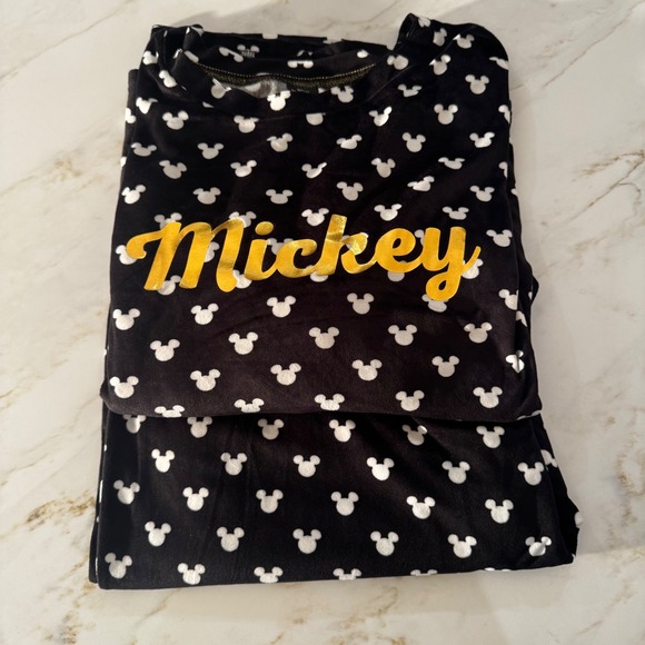 Disney Women's 3XL Mickey Mouse Pajama Set Black Soft Sleepwear Loungewear EUC - Picture 6 of 6